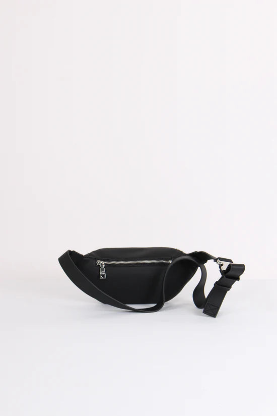 LOVE MOSCHINO MARSUPIO NERO LOGO SFUMATO