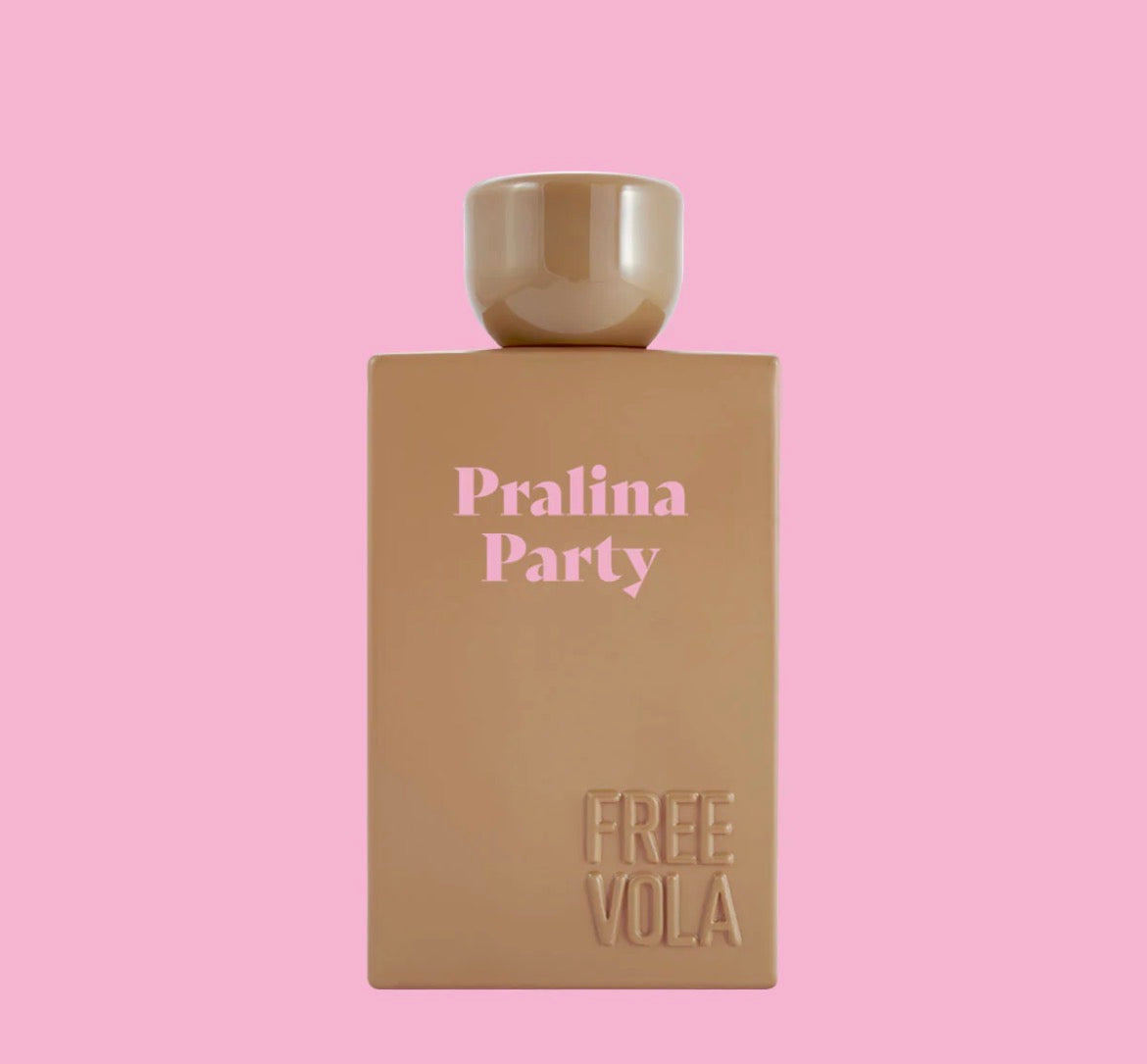 FREEVOLA | PRALINA PARTY
