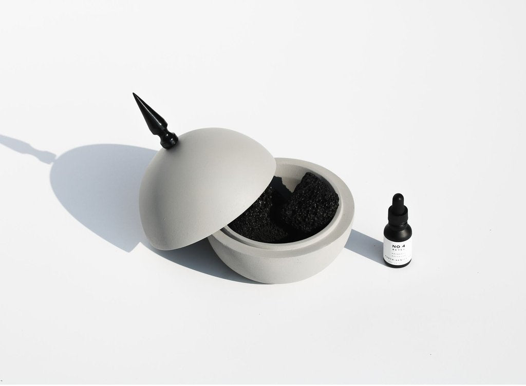 Photo/Genics.co Concrete Dome Diffuser No. 4 Betel