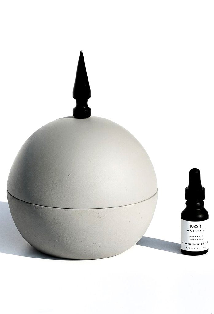 Photo/Genics.co Concrete Dome Diffuser No. 1 Hashish